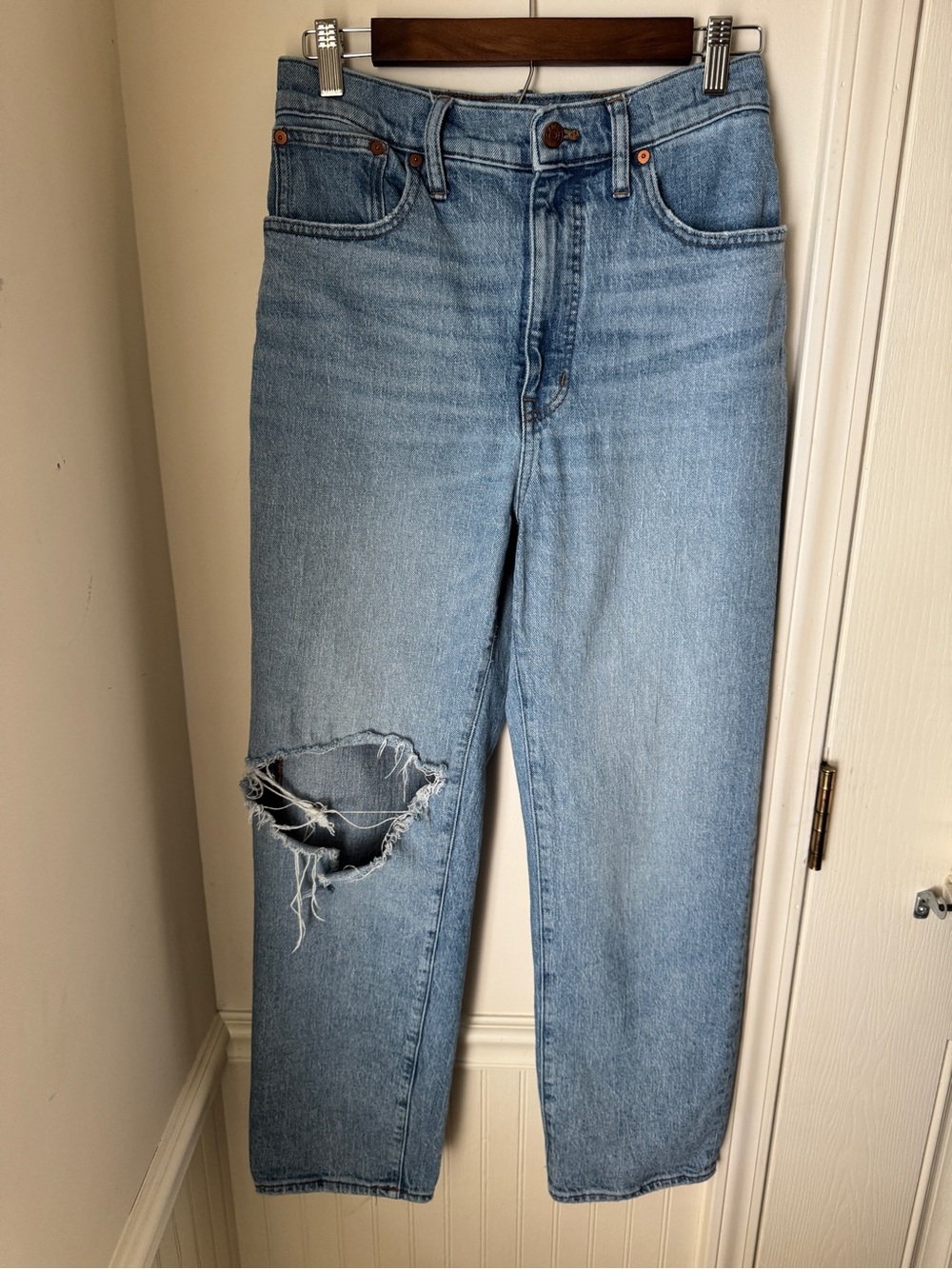 Madewell The Perfect Vintage Straight Jean Light Wash Distressed Blue Size 29